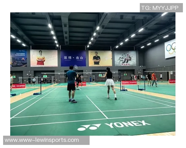 探索深圳极限运动队的控制体育之道与运动极限的深度解密