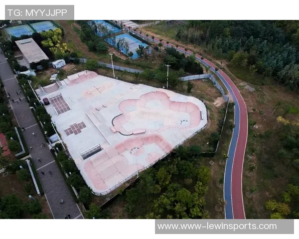 运动滑板战术在武汉滑板队整体压制体系中的应用与发展探讨 运动滑板战术在武汉滑板队整体压制体系中的应用与发展探讨