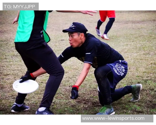 今年运动数据重庆飞盘队在世界滑板锦标赛中的拼搏历程与荣耀时刻分享